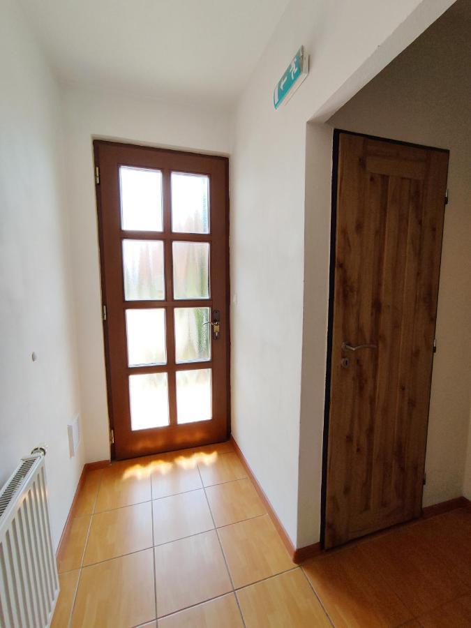 Ubytovani Ema Apartment Valtice Luaran gambar