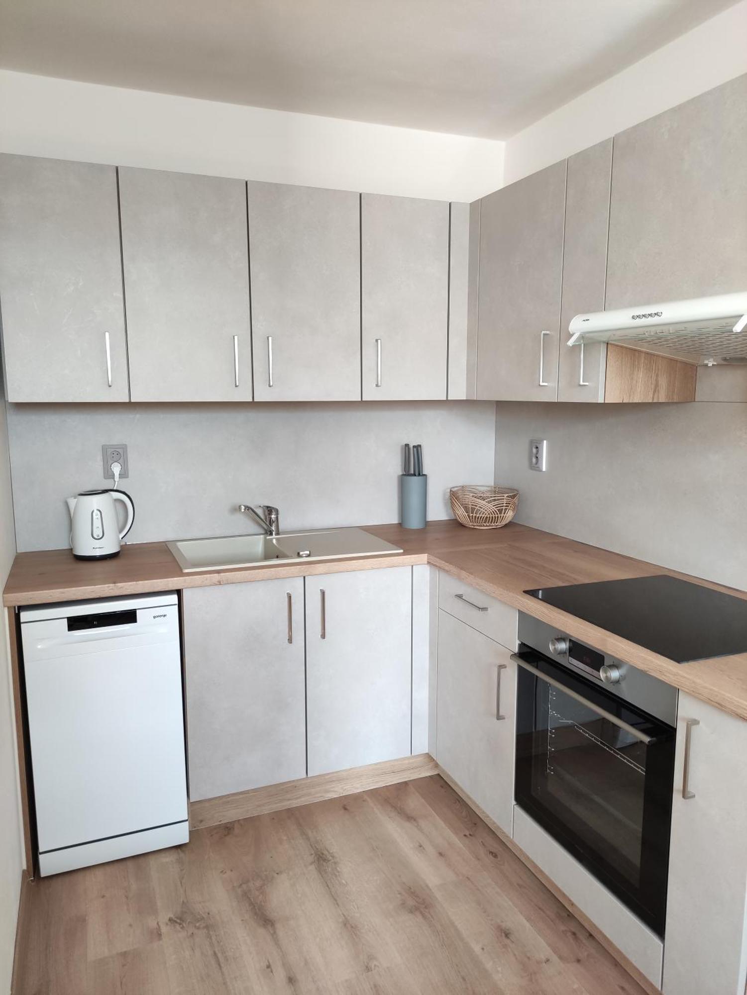 Ubytovani Ema Apartment Valtice Luaran gambar