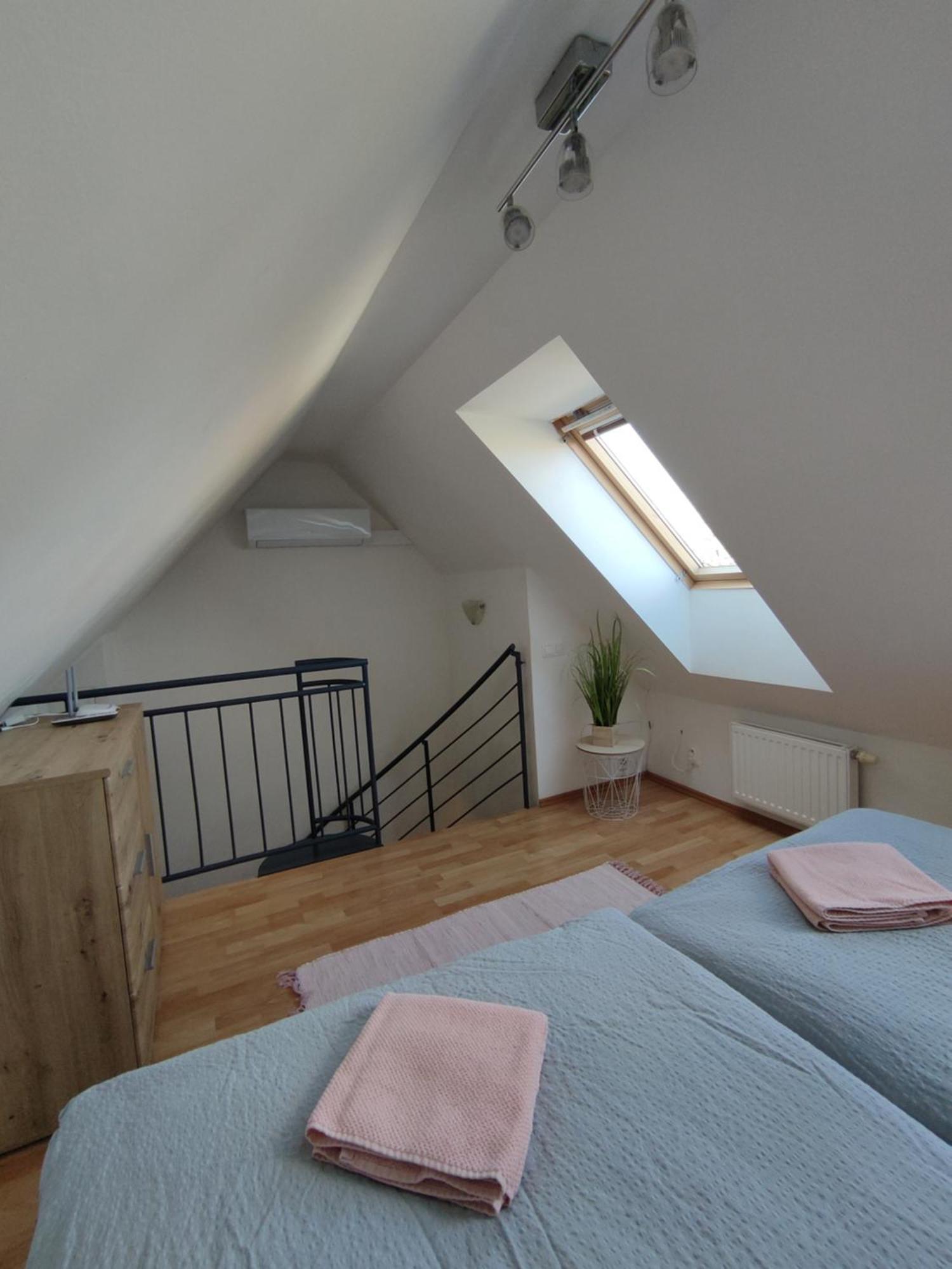 Ubytovani Ema Apartment Valtice Luaran gambar