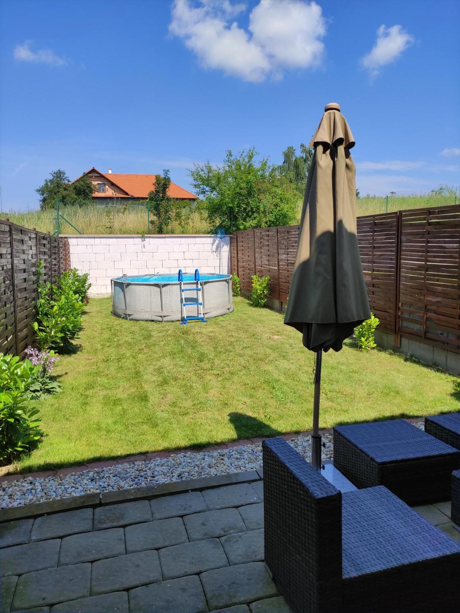 Ubytovani Ema Apartment Valtice Luaran gambar